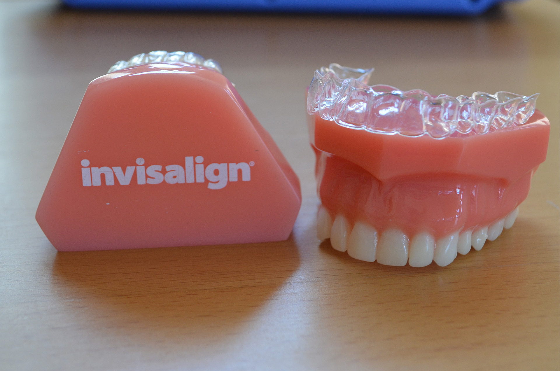 Love Your Smile Dentistry | Extractions, Ceramic Crowns and Emergency Treatment